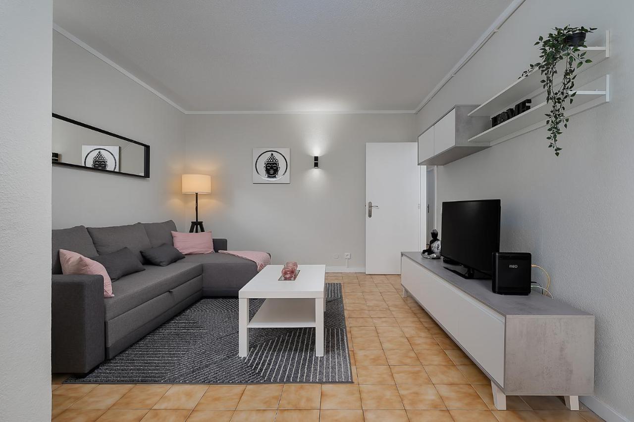 Sunny Flat W/ Balcony & Pool By Lovelystay Portimão Kültér fotó